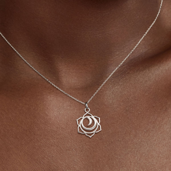 sacral chakra silver pendant and 500mm adjustable chain necklace